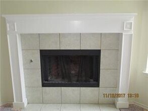 601 Babbling Brook Dr in Saginaw, TX - Building Photo - Building Photo