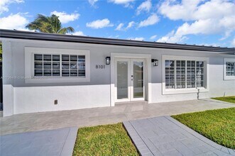 8101 SW 14th Ter in Miami, FL - Building Photo - Building Photo