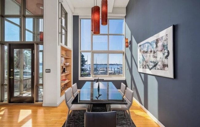 2901 Boston St, Unit 102 in Baltimore, MD - Building Photo - Building Photo