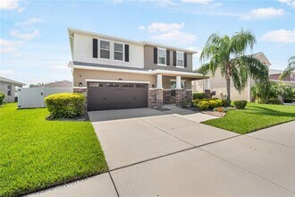 5401 Suncatcher Dr in Wesley Chapel, FL - Building Photo - Building Photo