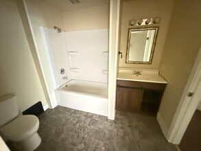 1835 Dunlap Ave in Marinette, WI - Building Photo - Building Photo