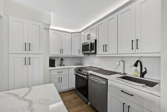 1110 Green Pine Blvd, Unit G1 in West Palm Beach, FL - Foto de edificio - Building Photo