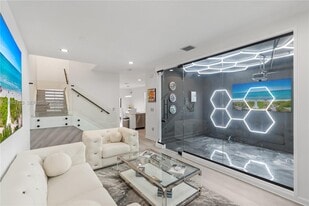 28500 SW 133rd Path in Homestead, FL - Building Photo