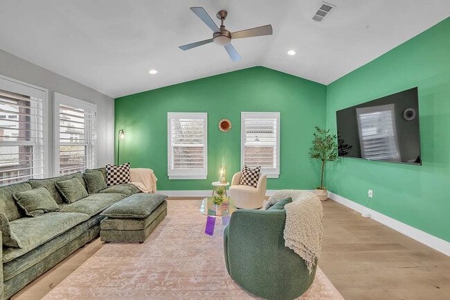property at 4607 Sara Dr
