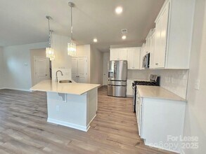 18022 Stark Wy in Charlotte, NC - Building Photo - Building Photo