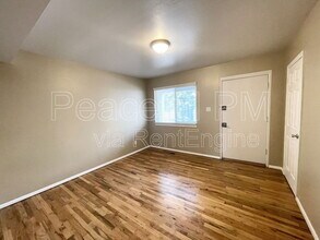 650 N 300 W in Salt Lake City, UT - Building Photo - Building Photo