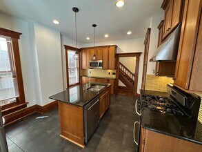 1023 Neil Ave-Unit -1023 in Columbus, OH - Building Photo - Building Photo