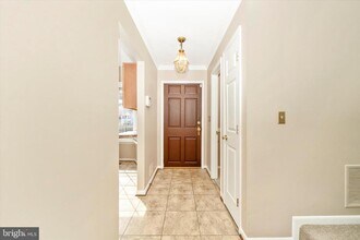 310 Harry S Truman Dr in Largo, MD - Building Photo - Building Photo