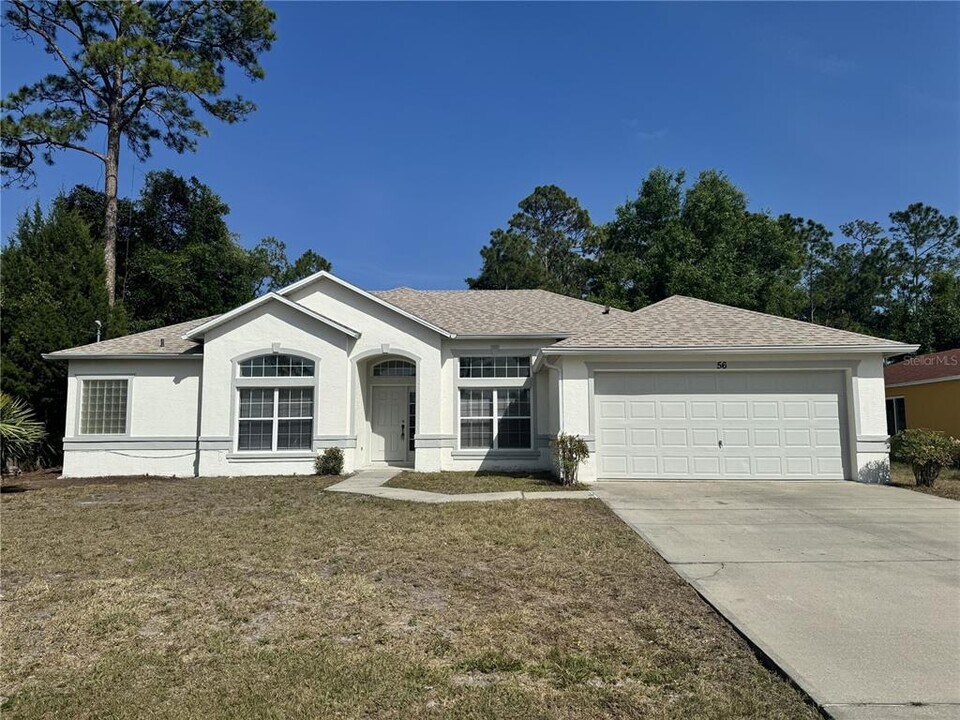 56 Peppercorn Ln in Palm Coast, FL - Building Photo