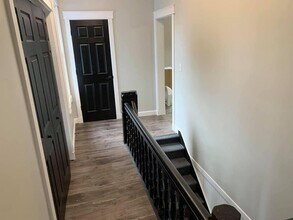 416 W Sycamore St, Unit B in Kokomo, IN - Building Photo - Building Photo