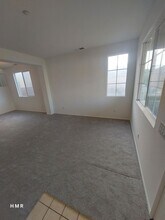 6173 N Kingsmill Ct in Fontana, CA - Building Photo - Building Photo