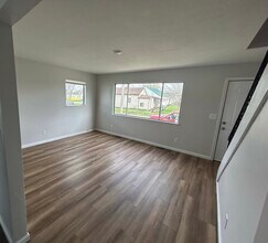 615 Vine St, Unit 615 in Ironton, OH - Building Photo - Building Photo