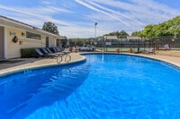 Barton Hills Apartments photo'