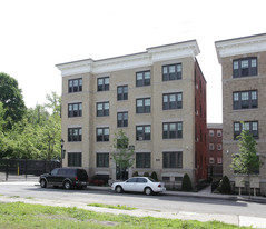 105 Oswego St Apartments