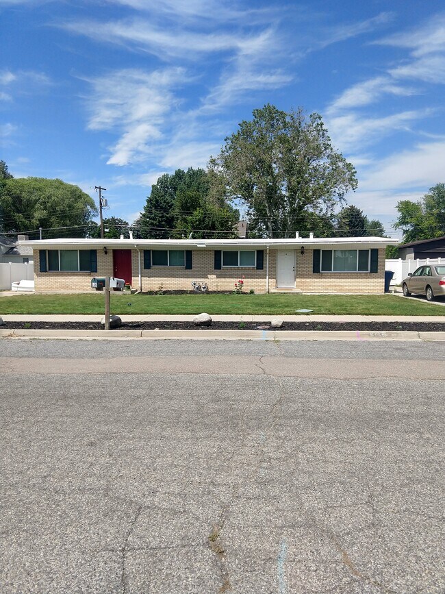 446 Orchard Ave Apartments and Nearby American Fork Apartments For Rent