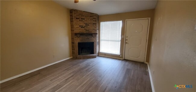 property at 516 Kellys Way