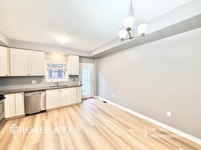 Modern 2-Bedroom Townhouse in Kitchener | 2 Parking Spots + Pet Friendly in Kitchener, ON - Building Photo - Building Photo