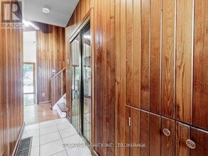901 Brimorton Dr in Toronto, ON - Building Photo - Building Photo