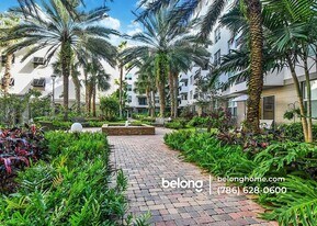 2421 NE 65th St in Fort Lauderdale, FL - Building Photo