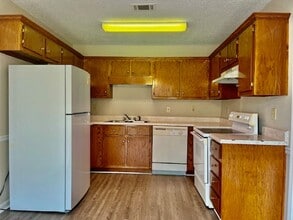 304 Mathis Dr NW in Rome, GA - Building Photo - Building Photo