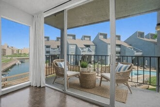 12500 Melville Dr in Montgomery, TX - Building Photo - Building Photo