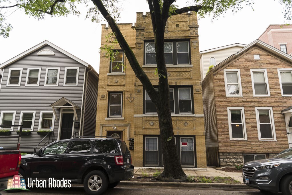 2317 N Greenview Ave, Unit M04B in Chicago, IL - Foto de edificio