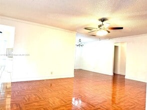 7215 NW 8th St in Margate, FL - Building Photo - Building Photo