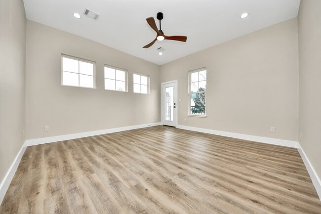 property at 127 E 38th St