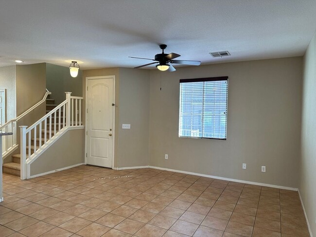 4019 Sparrow Rock St in Las Vegas, NV - Building Photo - Building Photo