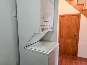 1856 Beacon St in Brookline, MA - Building Photo - Building Photo