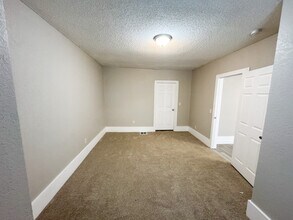 4619 N Colfax Ave in Minneapolis, MN - Building Photo - Building Photo