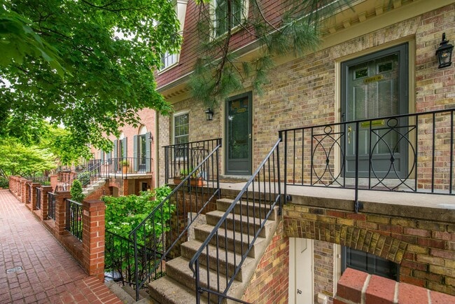 property at 1624 Belmont St NW