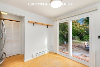 20509 Filbert Dr in Bothell, WA - Building Photo - Building Photo