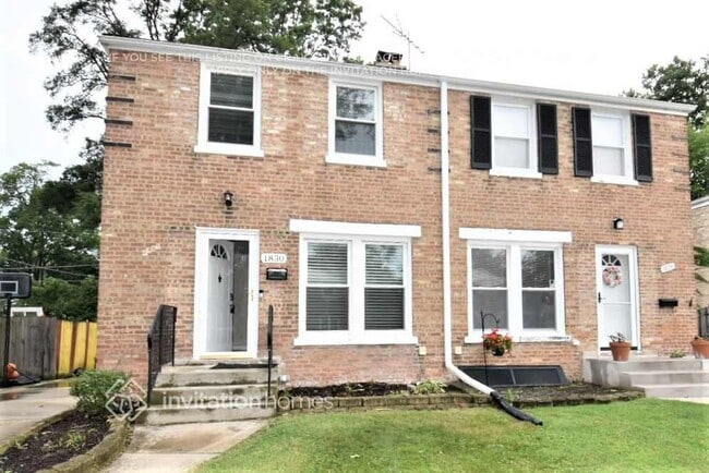 property at 1830 Orchard St