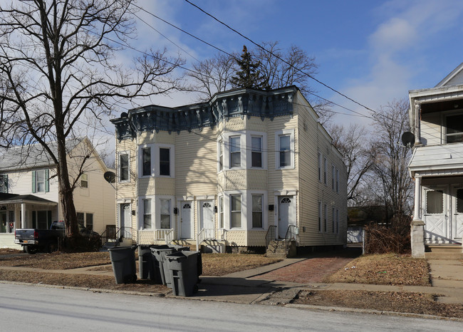 1032 Helderberg Ave in Schenectady, NY - Building Photo - Building Photo