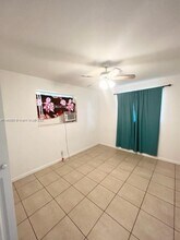 4951 SW 26th Ave-Unit -1 in Fort Lauderdale, FL - Building Photo - Building Photo