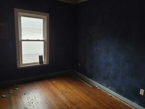 203 W Lindell St in West Frankfort, IL - Building Photo - Building Photo