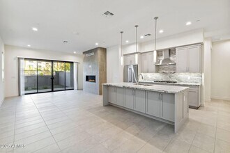 1 Easy St in Carefree, AZ - Building Photo - Building Photo