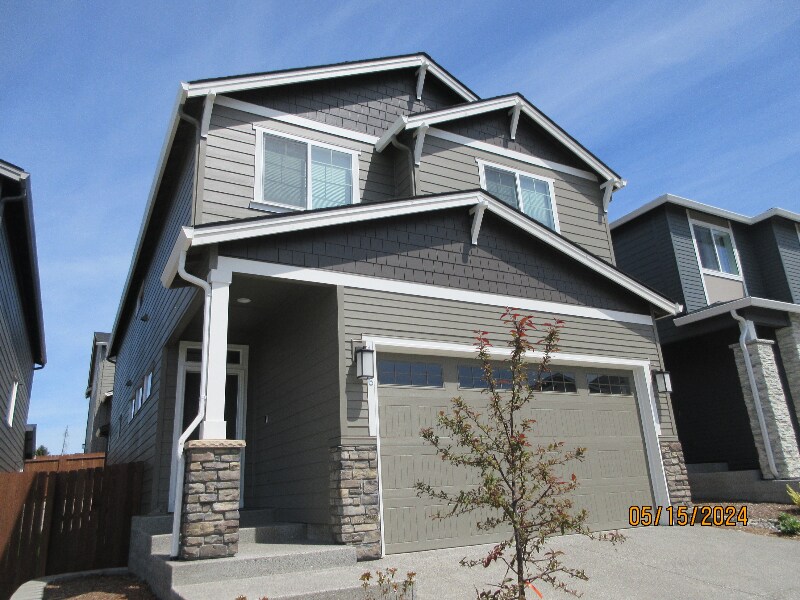 1016 NW 178th St in Ridgefield, WA - Building Photo