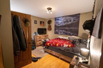 1101 22nd Ave SE in Minneapolis, MN - Building Photo - Building Photo