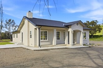 112 Dunbarton Rd in Aromas, CA - Building Photo - Building Photo