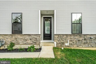401 HARTNUP St in Malvern, PA - Building Photo - Building Photo