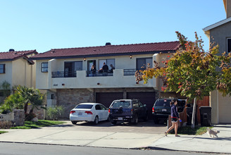 Ohio Villas III in San Diego, CA - Building Photo - Building Photo