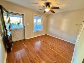 706 W Railroad Ave in Bryn Mawr, PA - Building Photo - Building Photo