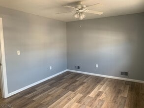 700 Louis Ave in Linden, NJ - Building Photo - Building Photo