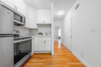 11 Cazenove St in Boston, MA - Building Photo - Building Photo