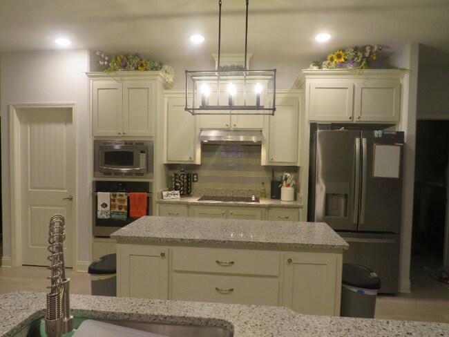 9167 Tara Cir in Milton, FL - Building Photo - Building Photo