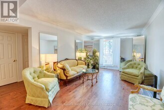 11 Durham Private in Ottawa, ON - Building Photo - Building Photo
