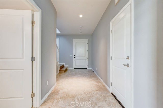 21 Oakfield in Irvine, CA - Building Photo - Building Photo