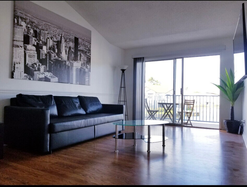 2564 Woodgate Blvd, Unit 204 in Orlando, FL - Building Photo